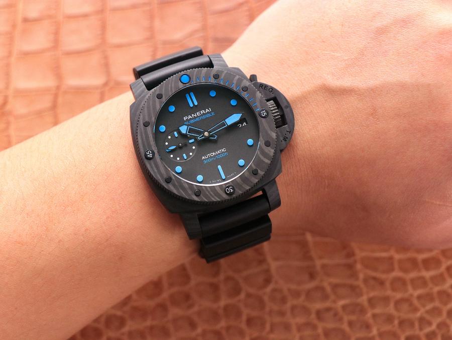 PANERAI パネライ サブマーシブル カーボテック™ PAM00960-BRAND OFF