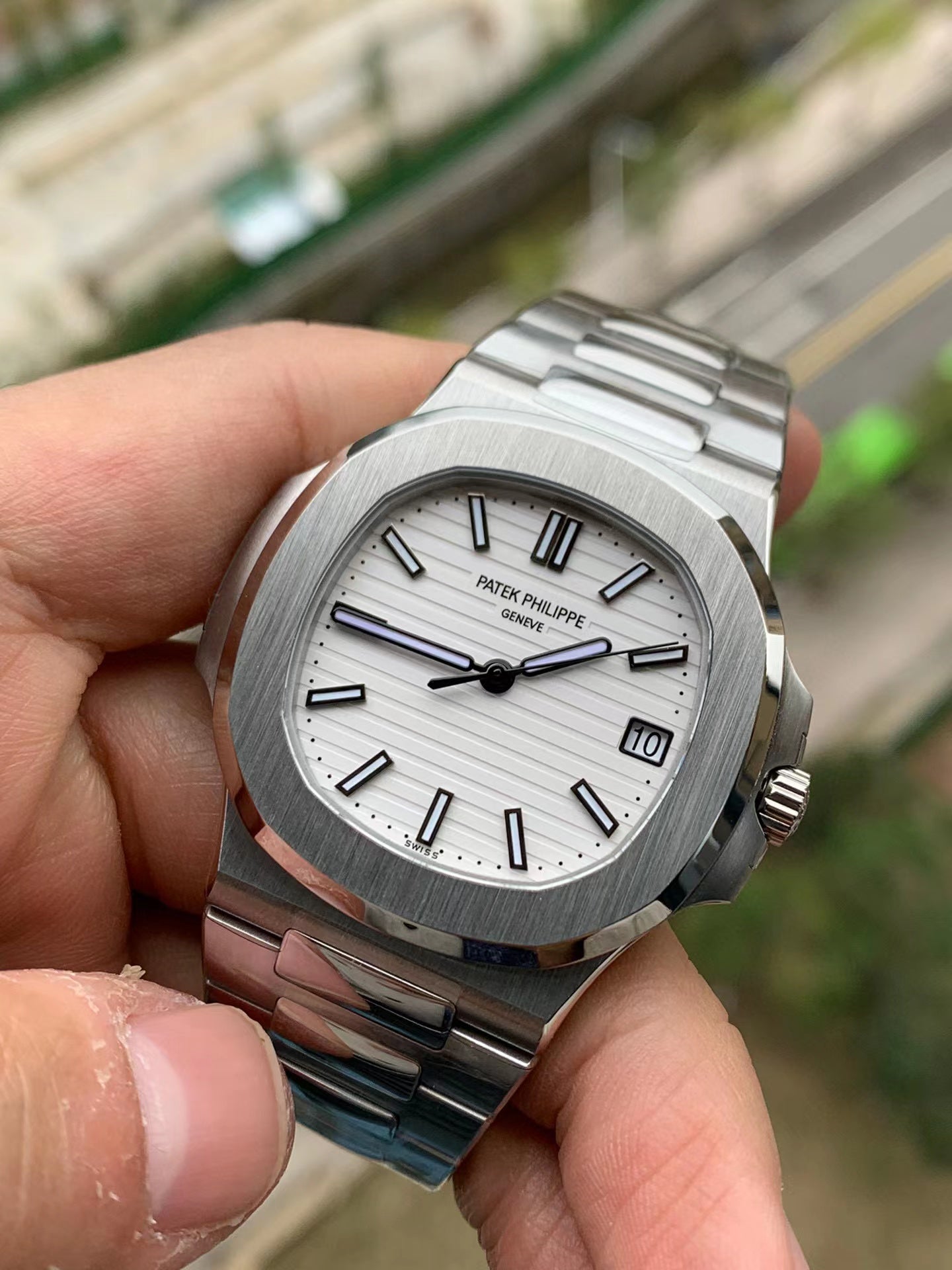 PATEK PHILIPPEパテック・フィリップ ノーチラス 5711/1A-011 ホワイト-BRAND OFF