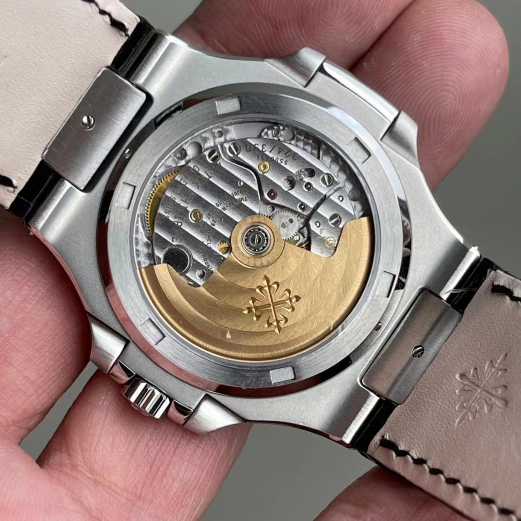 パテック・フィリップ PATEK PHILIPPE ノーチラス 5711G-001 グレー文字盤-BRAND OFF