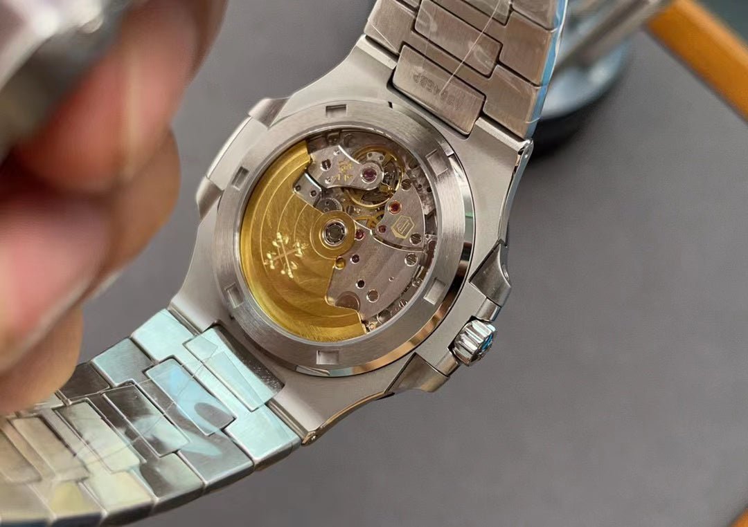 パテックフィリップ（PATEK PHILIPPE）ノーチラス 5811/1G-001-BRAND OFF