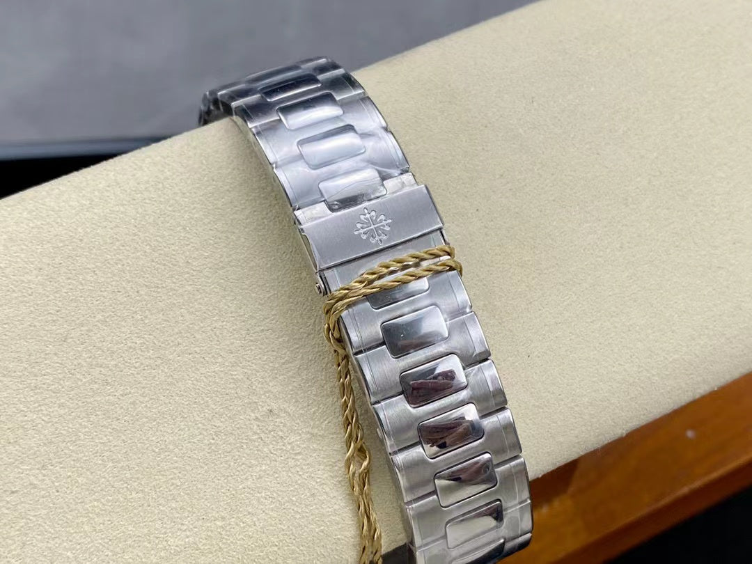 パテックフィリップ ノーチラス クロノグラフ PATEK PHILIPPE 5980/1A-014-BRAND OFF