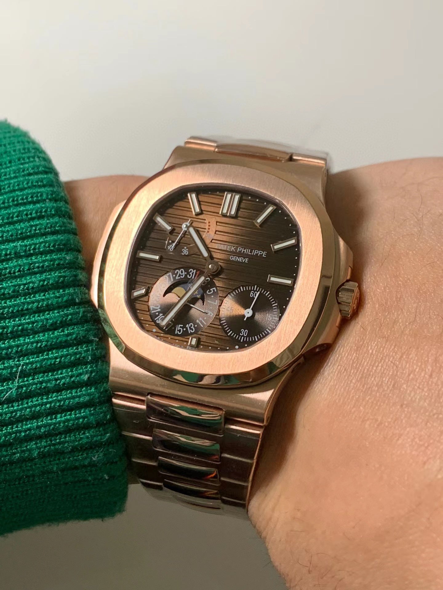 パテックフィリップ ノーチラス PATEK PHILIPPE NAUTILUS 5712R-001-BRAND OFF