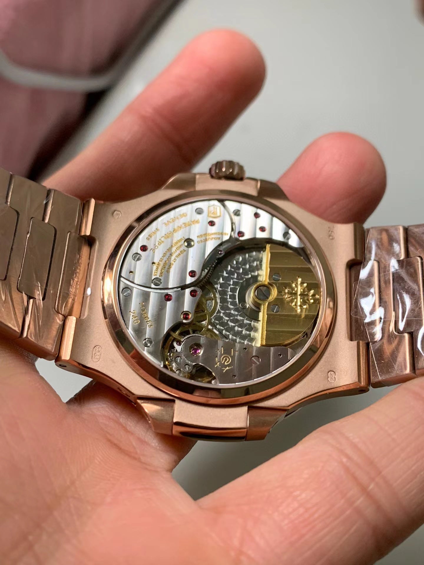 パテックフィリップ ノーチラス PATEK PHILIPPE NAUTILUS 5712R-001-BRAND OFF