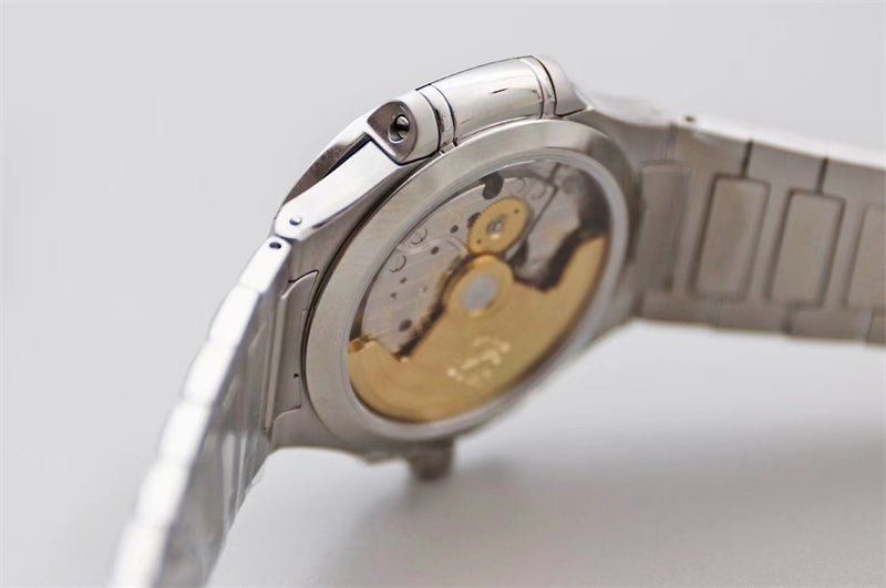 パテックフィリップ ノーチラス PATEK PHILIPPE NAUTILUS 7118/1A-010-BRAND OFF