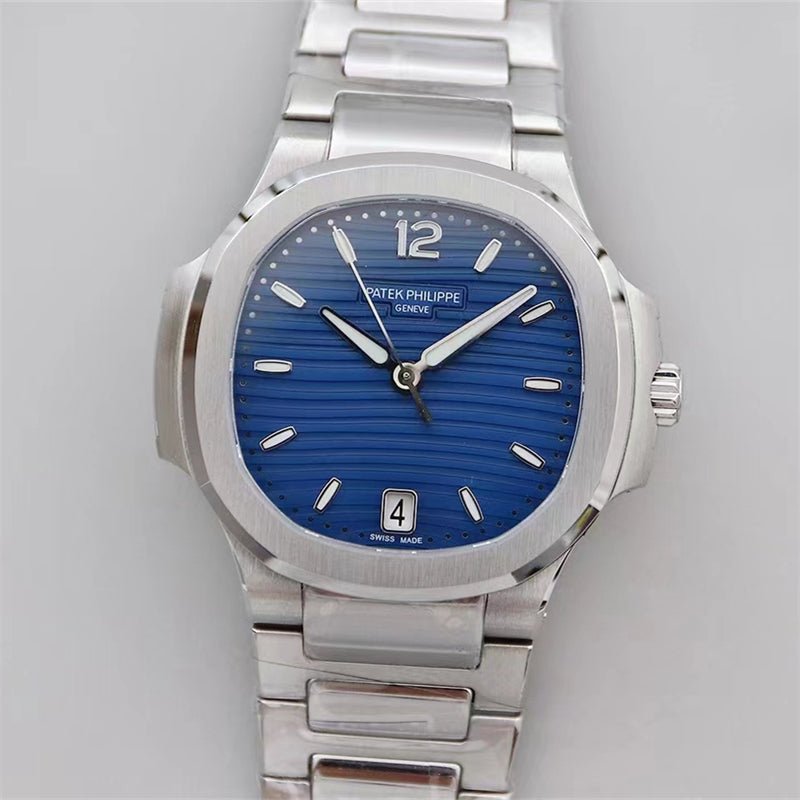 パテックフィリップ ノーチラス PATEK PHILIPPE NAUTILUS 7118/1A-010-BRAND OFF