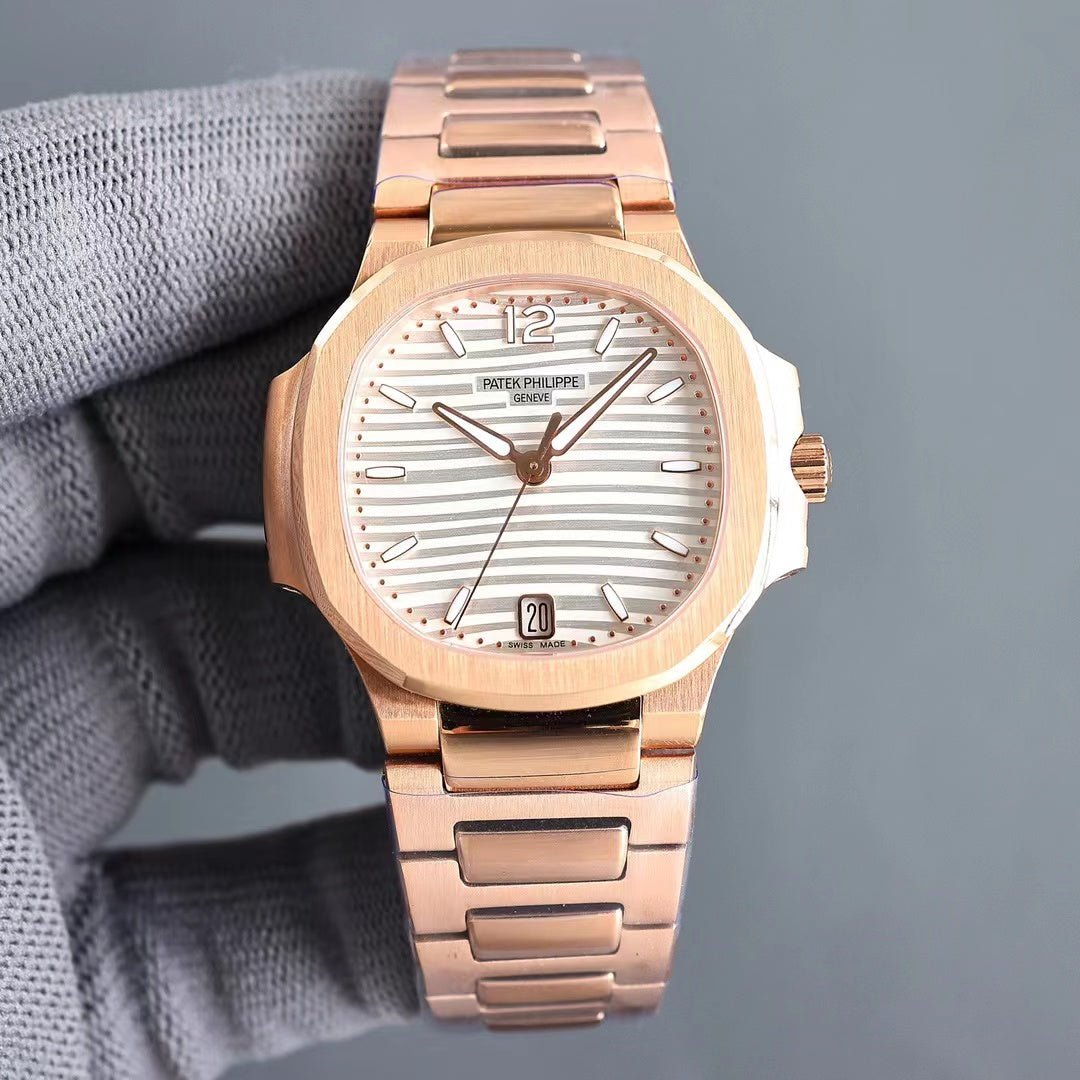 パテックフィリップ ノーチラス PATEK PHILIPPE NAUTILUS 7118/1R-001-BRAND OFF