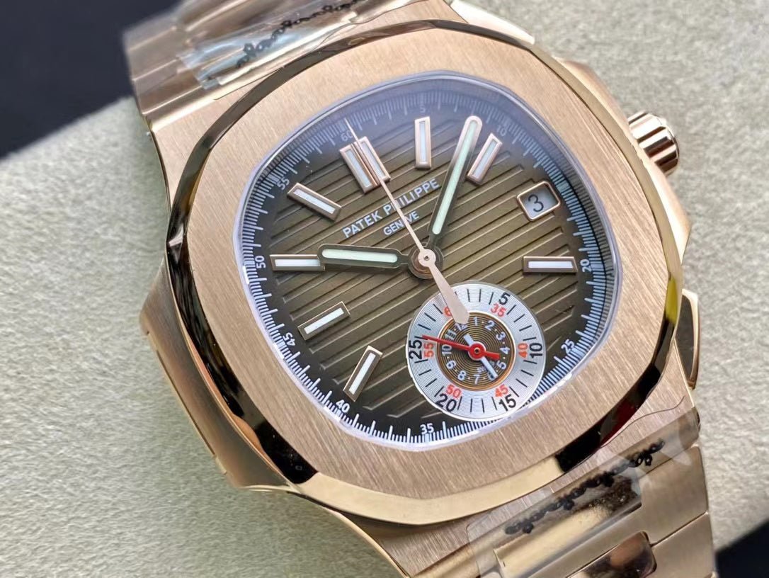 パテックフィリップ ノーチラス クロノグラフ PATEK PHILIPPE Nautilus Chronograph 5980R-001-BRAND OFF