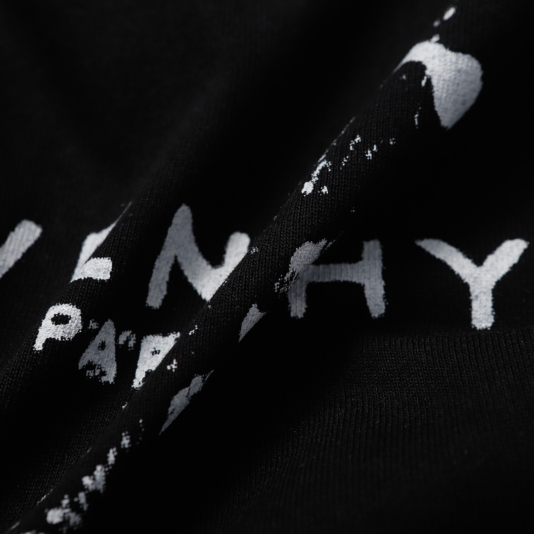 【2026】【GIVENCHY  公式旗艦店】ジバンシー   Tシャツ ご好評に付き再入荷！-BRAND OFF