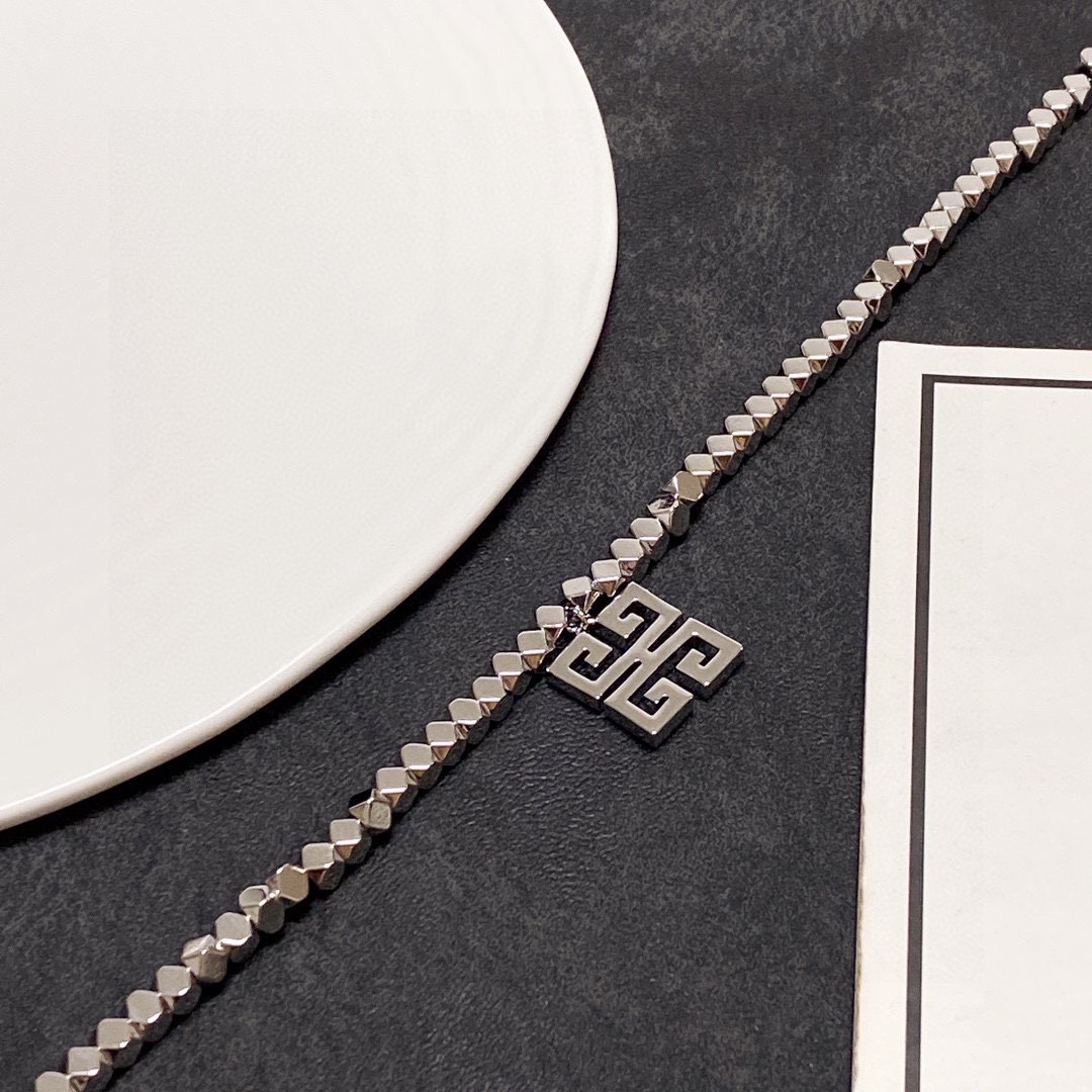 【2026】【GIVENCHY 】ネックレス、新しいネックレス万能シンプルファッションオーナメント-BRAND OFF