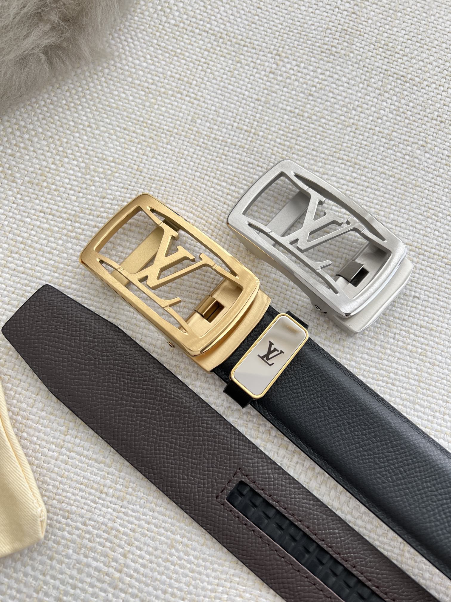 【LOUIS VUITTON】(ルイヴィトン) 3.5cmベルト メンズ-BRAND OFF