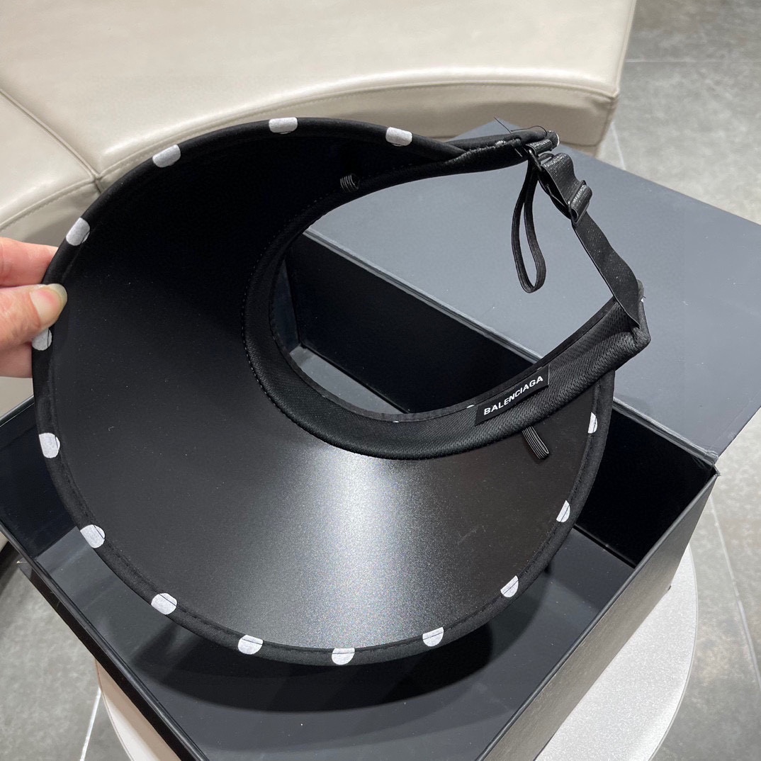 【BALENCIAGA  バレンシアガ】【数量限定】空のシルクハット-BRAND OFF