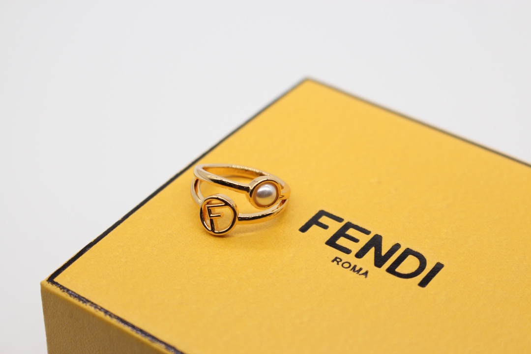 【FENDI】フェンディ 指輪-BRAND OFF
