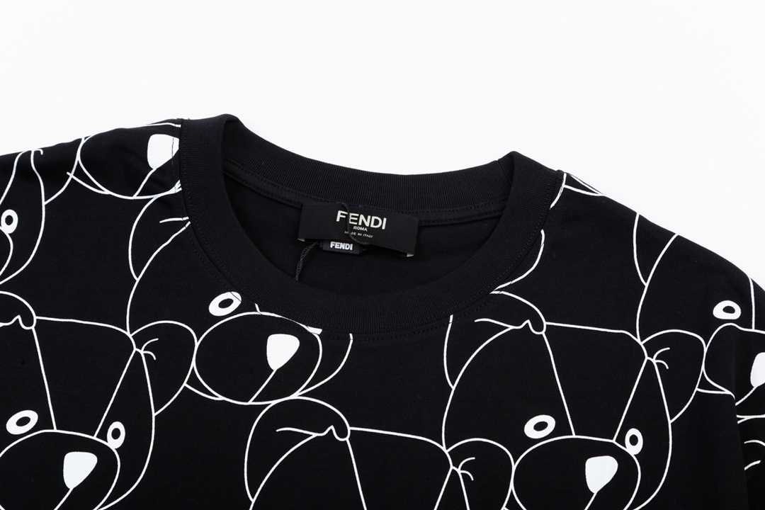 【2026】【FENDI 公式旗艦店】フェンディ  Tシャツ ご好評に付き再入荷！-BRAND OFF