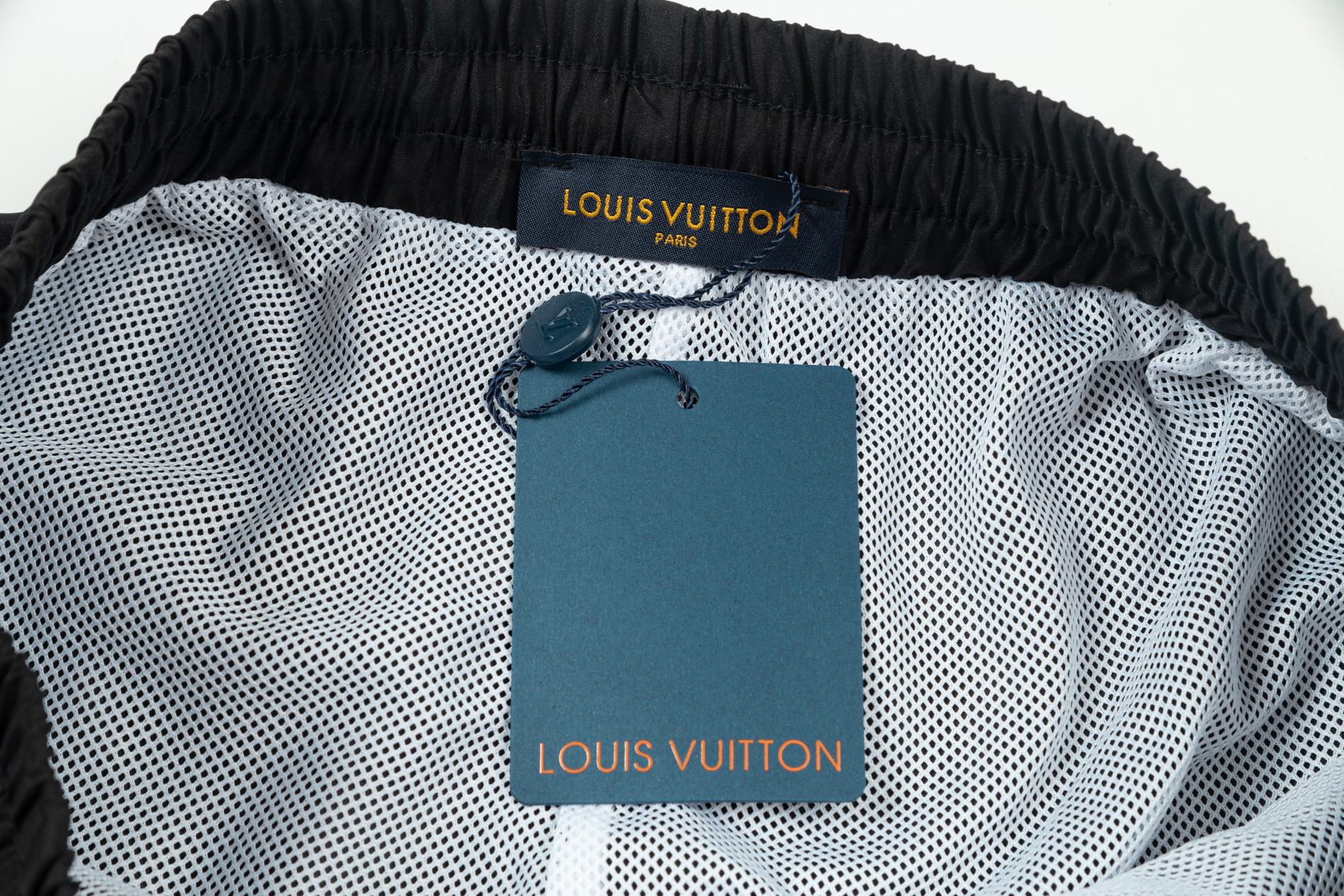 【LOUIS VUITTON  公式旗艦店】ルイヴィトン  ショートパンツ  ご好評に付き再入荷！-BRAND OFF