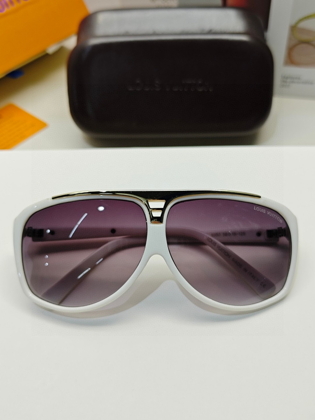 LOUIS VUITTON(ルイヴィトン) サングラス-BRAND OFF
