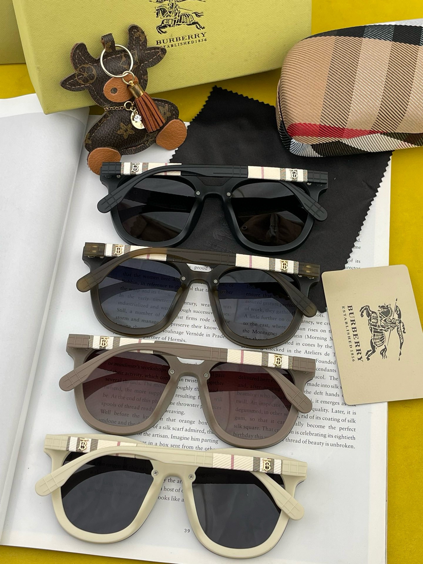 BURBERRY(バーバリー) サングラス-BRAND OFF