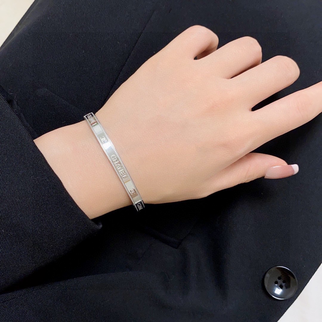 【2026】【CHANEL】ブレスレット、ファッションシンプルなスタイル 2471-BRAND OFF
