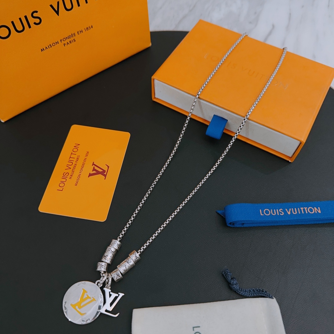 【LOUIS VUITTON】ネックレス、新しいネックレス万能シンプルファッションオーナメント  2472-BRAND OFF
