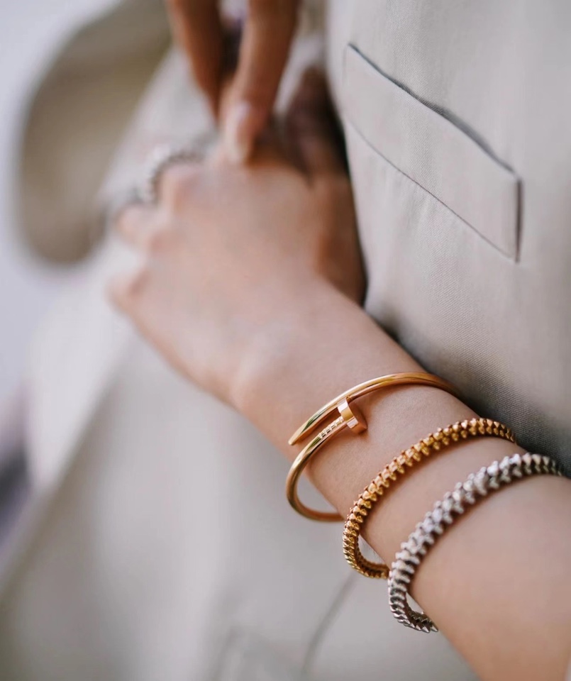 【CARTIER】ブレスレット、ファッションシンプルなスタイル 2472-BRAND OFF