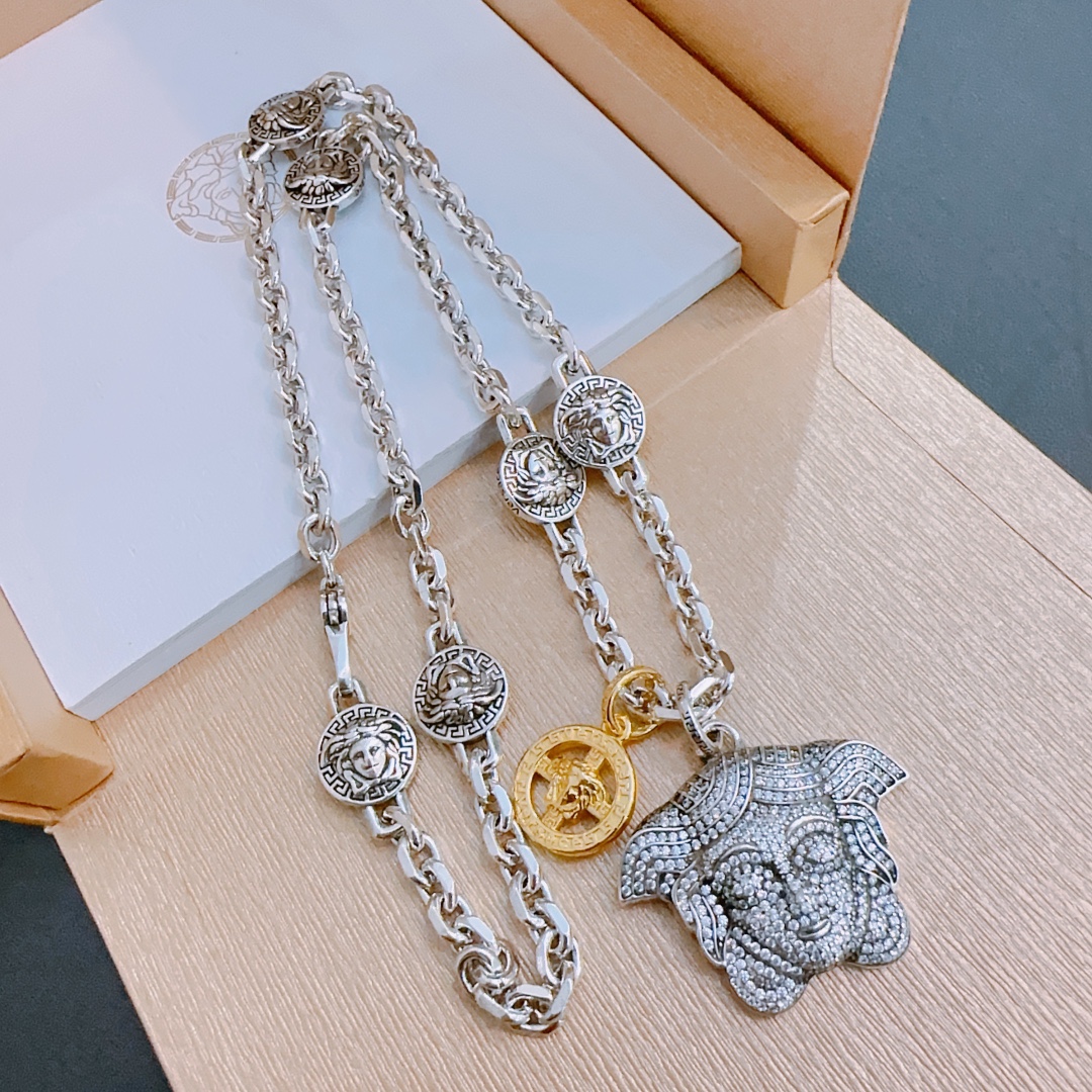 【VERSACE】ネックレス、新しいネックレス万能シンプルファッションオーナメント 2474-BRAND OFF