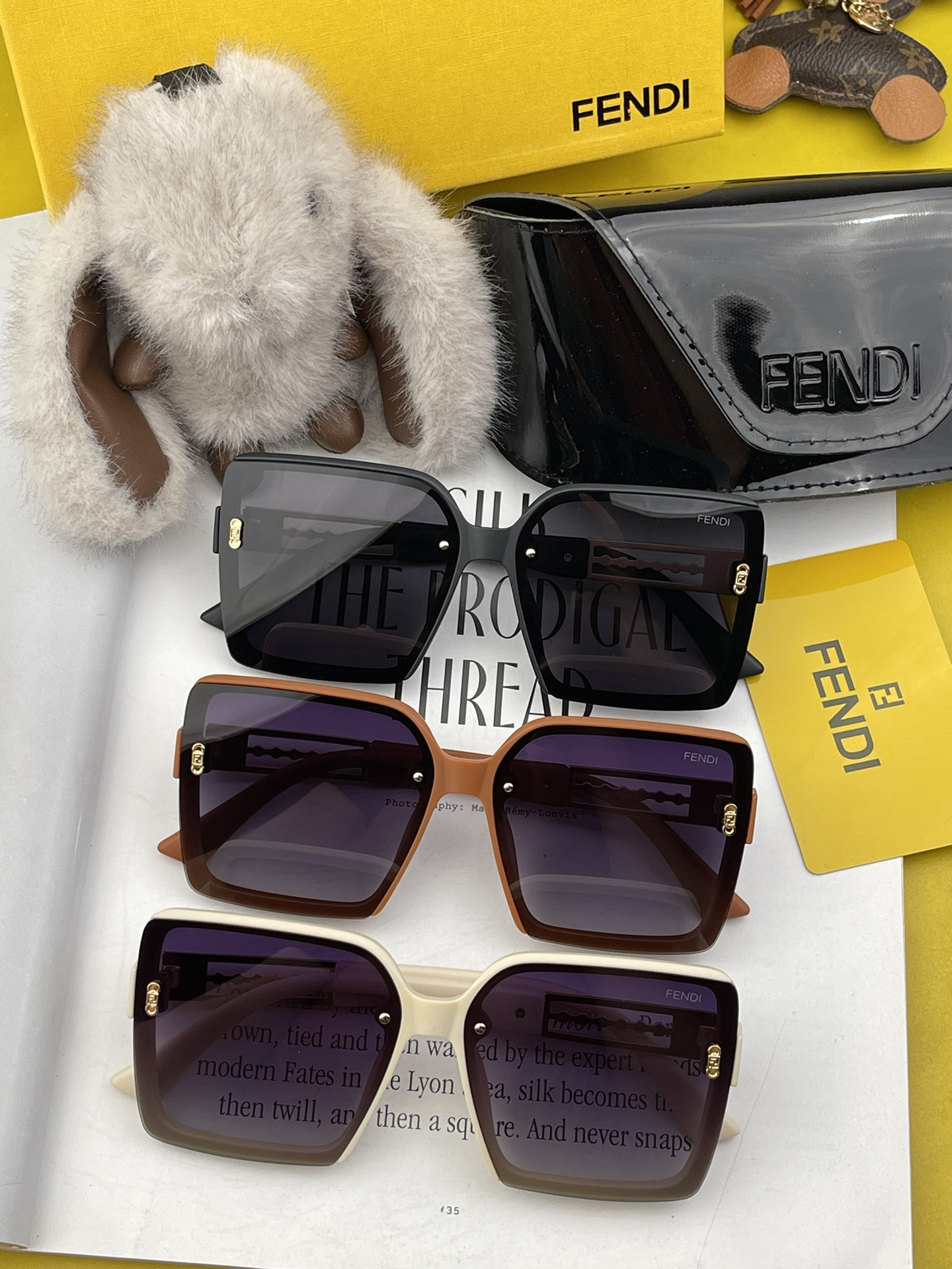 FENDI(フェンディ ) サングラス 24706-BRAND OFF