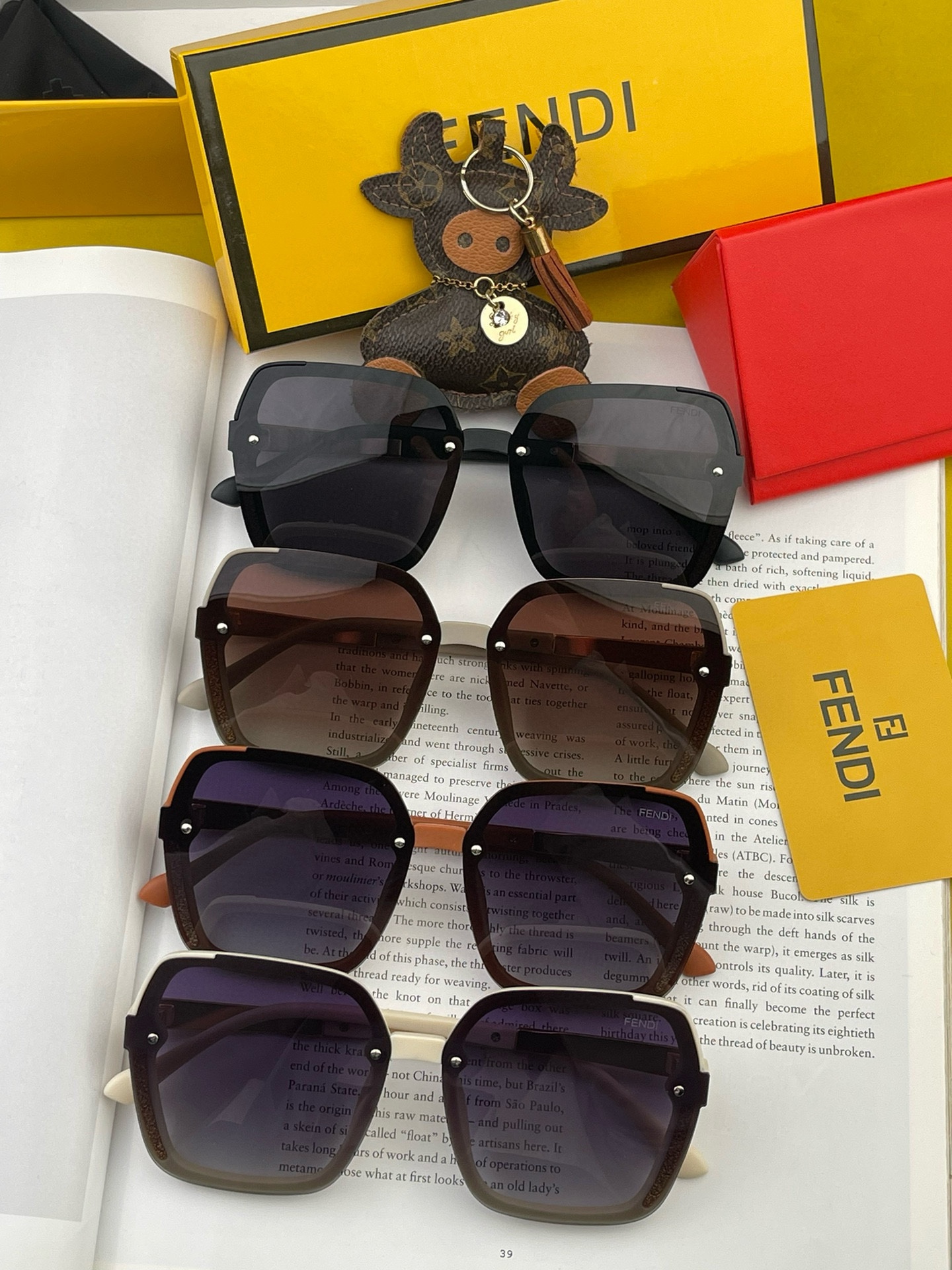 FENDI(フェンディ ) サングラス 24706-BRAND OFF