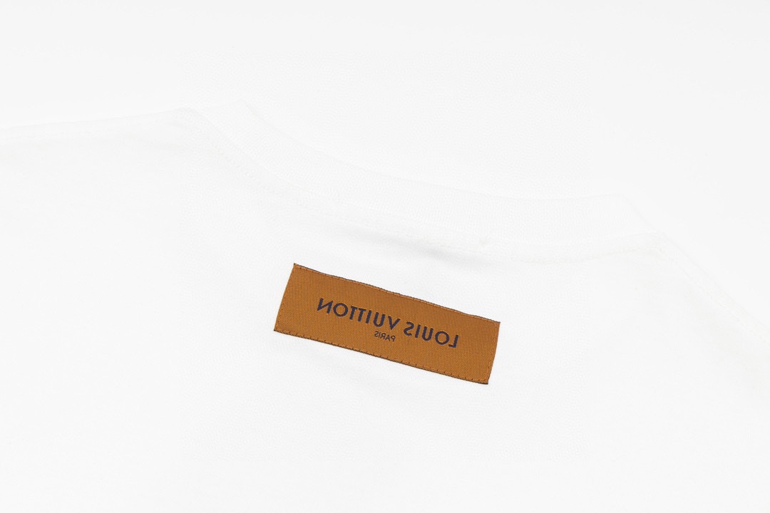 【2026】【LOUIS VUITTON  公式旗艦店】ルイヴィトン   Tシャツ ご好評に付き再入荷！-BRAND OFF