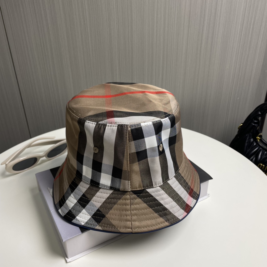 【2026】BURBERRY(バーバリー)フィッシャーマンズハット  241011-BRAND OFF