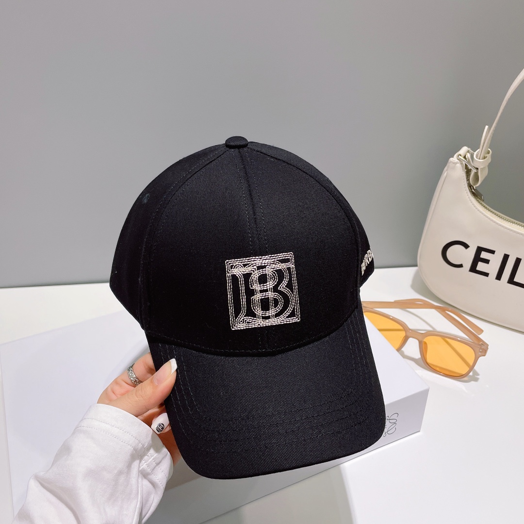 【2026】【BURBERRY  バーバリー】【数量限定】 野球帽 / ハット 241011-BRAND OFF