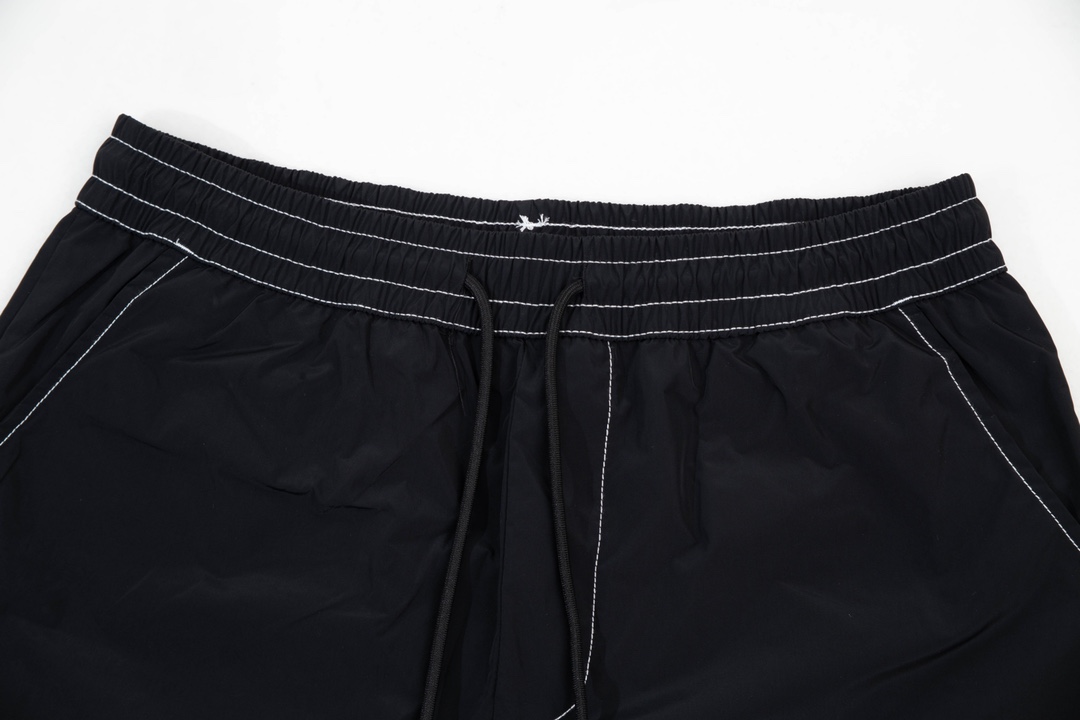 【 PRADA  公式旗艦店】 プラダ    ショートパンツ  ご好評に付き再入荷！-BRAND OFF