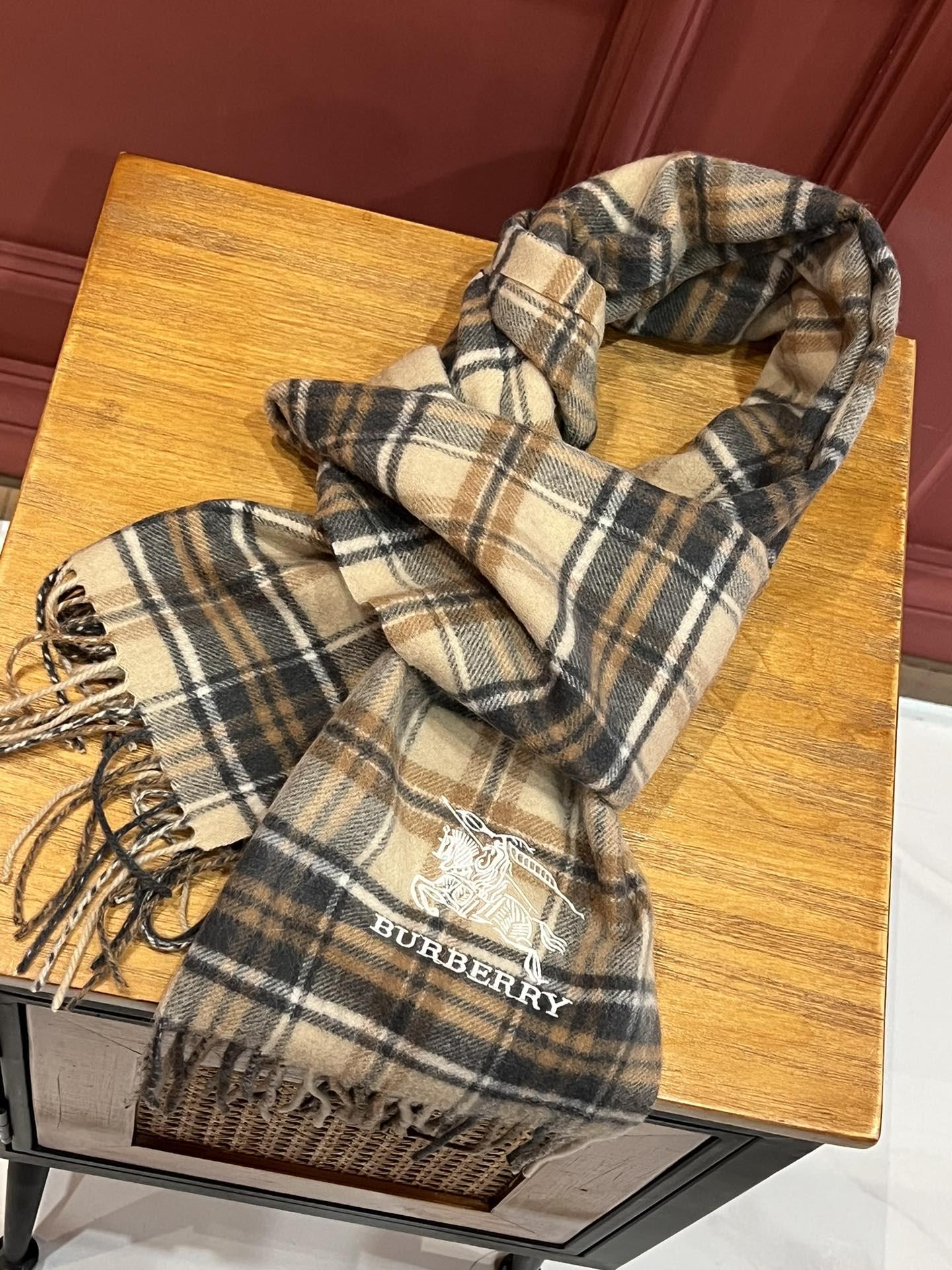 【BURBERRY  バーバリー】スカーフ35*190CM  241108-BRAND OFF
