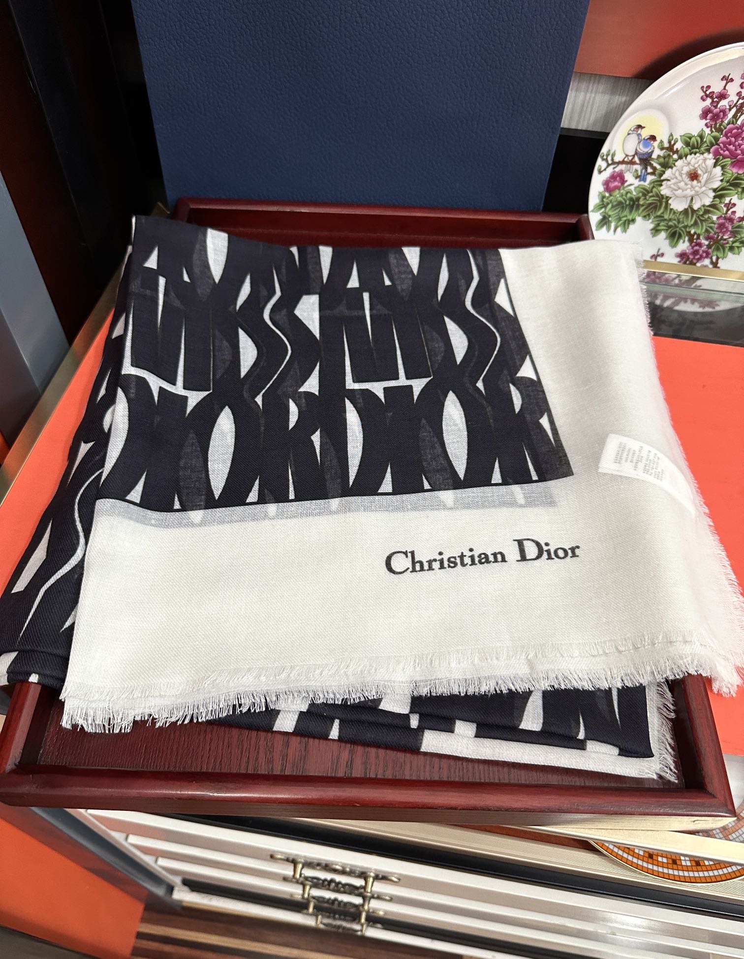 【DIOR  ディオール 】スカーフ  140*140cm  241108-BRAND OFF