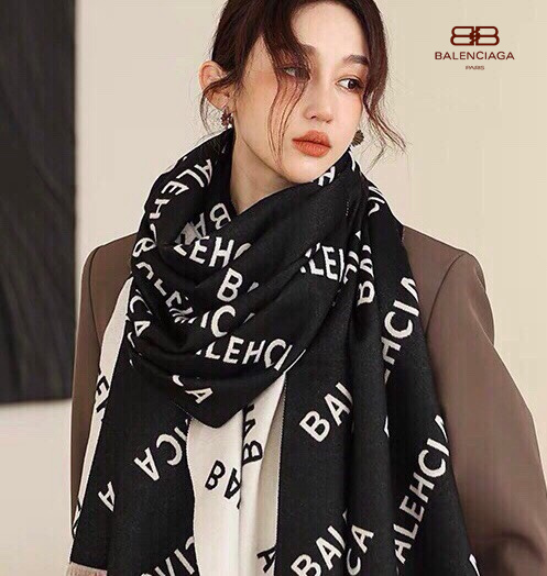 【BALENCIAGA   バレンシアガ】スカーフ32*180CM  241109-BRAND OFF