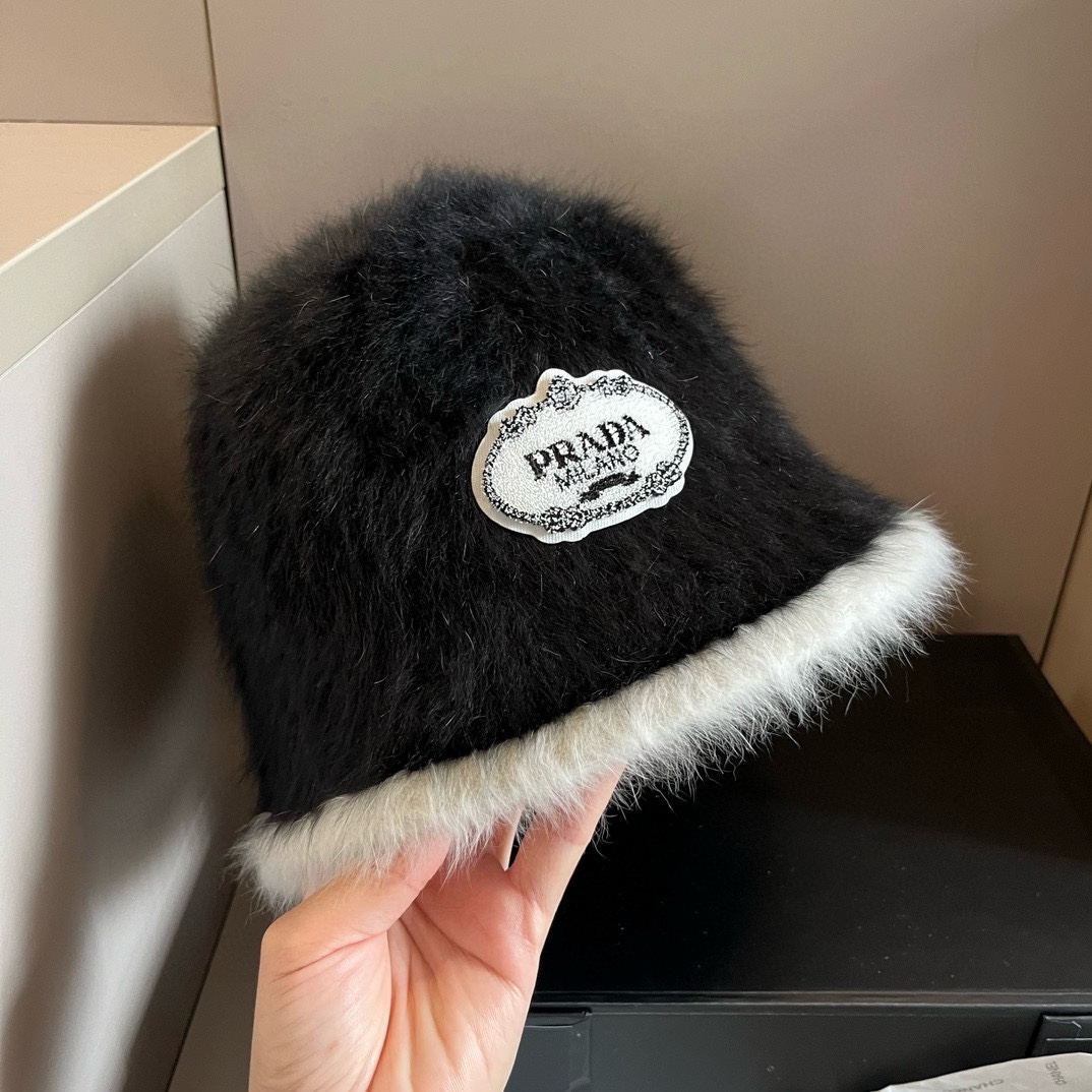 PRADA (プラダ)フィッシャーマンズハット  241125-BRAND OFF