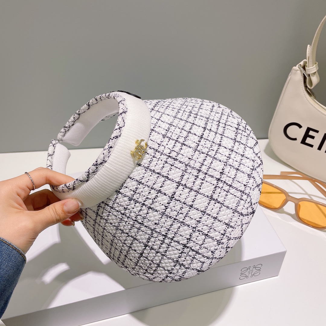 【CELINE  セリーヌ】【数量限定】空のシルクハット-BRAND OFF