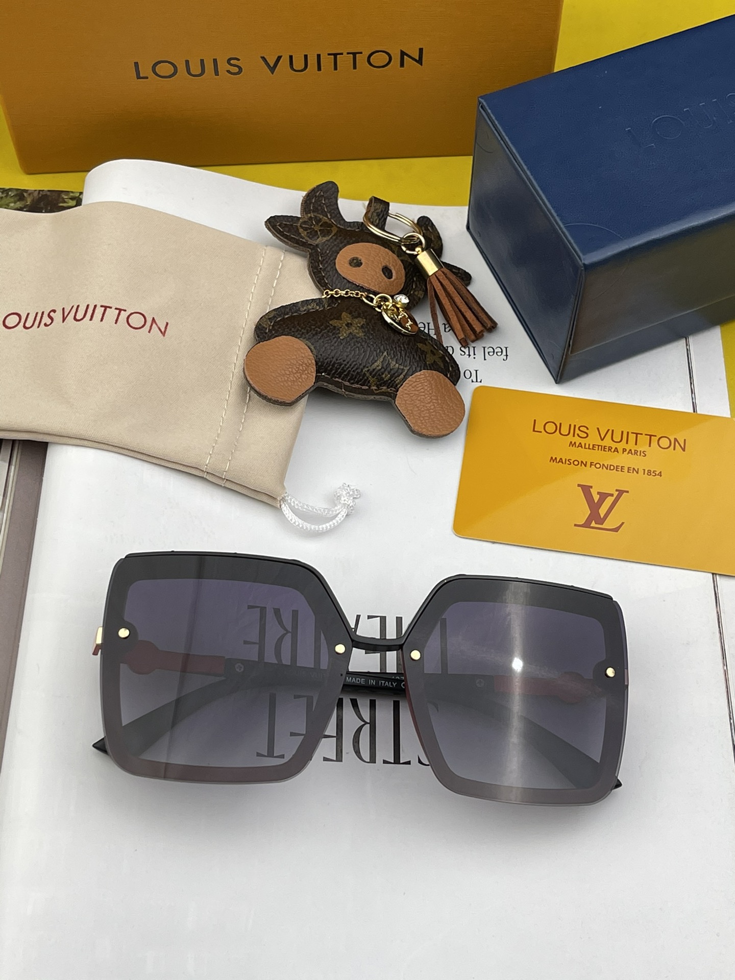 LOUIS VUITTON(ルイヴィトン ) サングラス-BRAND OFF