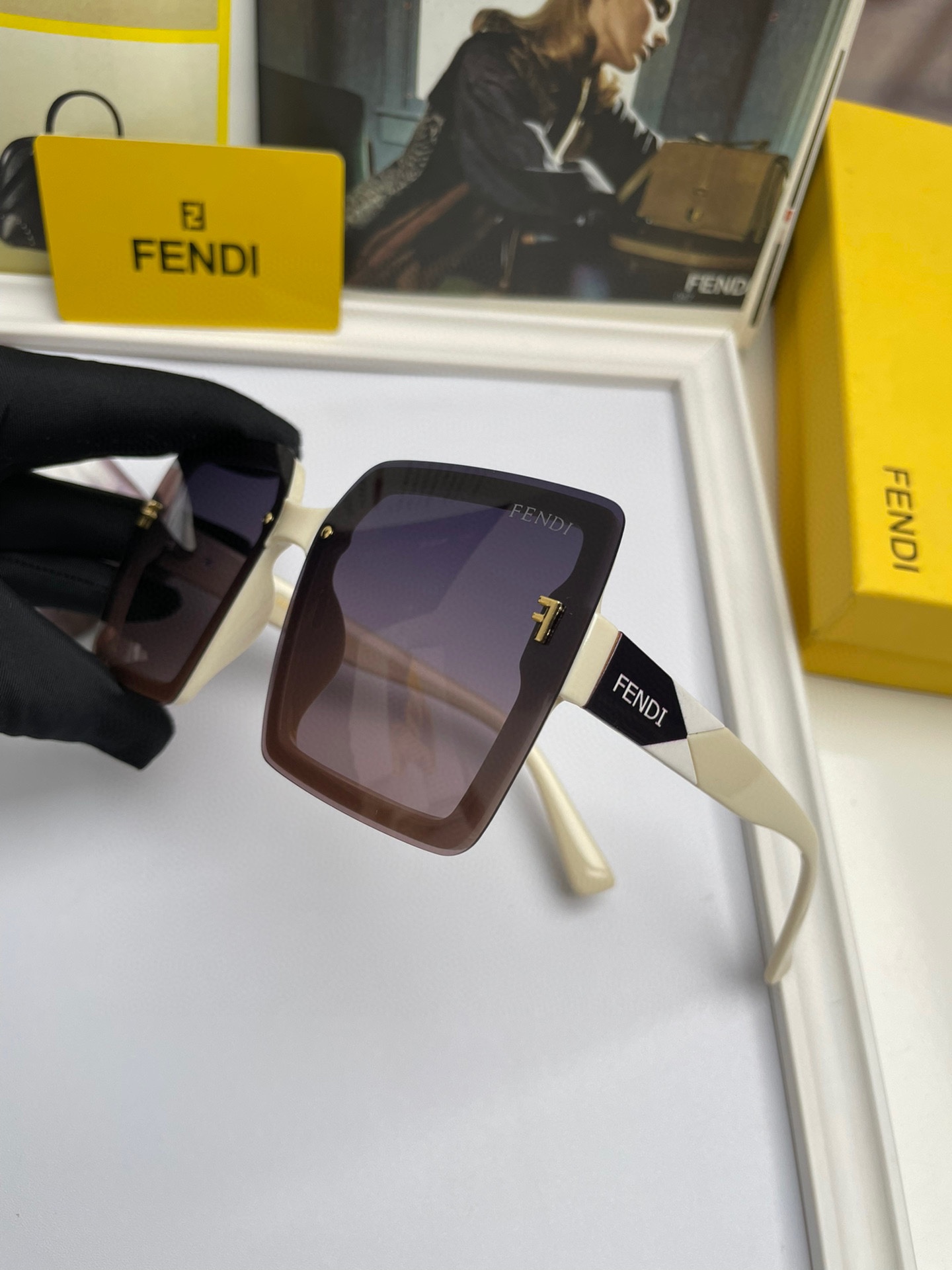 FENDI(フェンディ ) サングラス-BRAND OFF