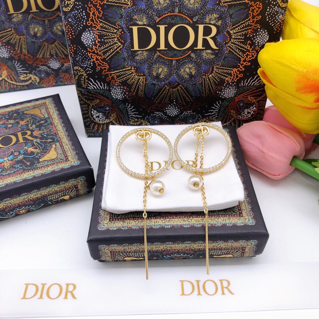 【DIOR】ディオール  ファッションスタイルのイヤリング-BRAND OFF