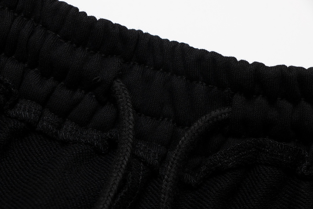 【2026】【BALENCIAGA   公式旗艦店】バレンシアガ    ショートパンツ  ご好評に付き再入荷！-BRAND OFF