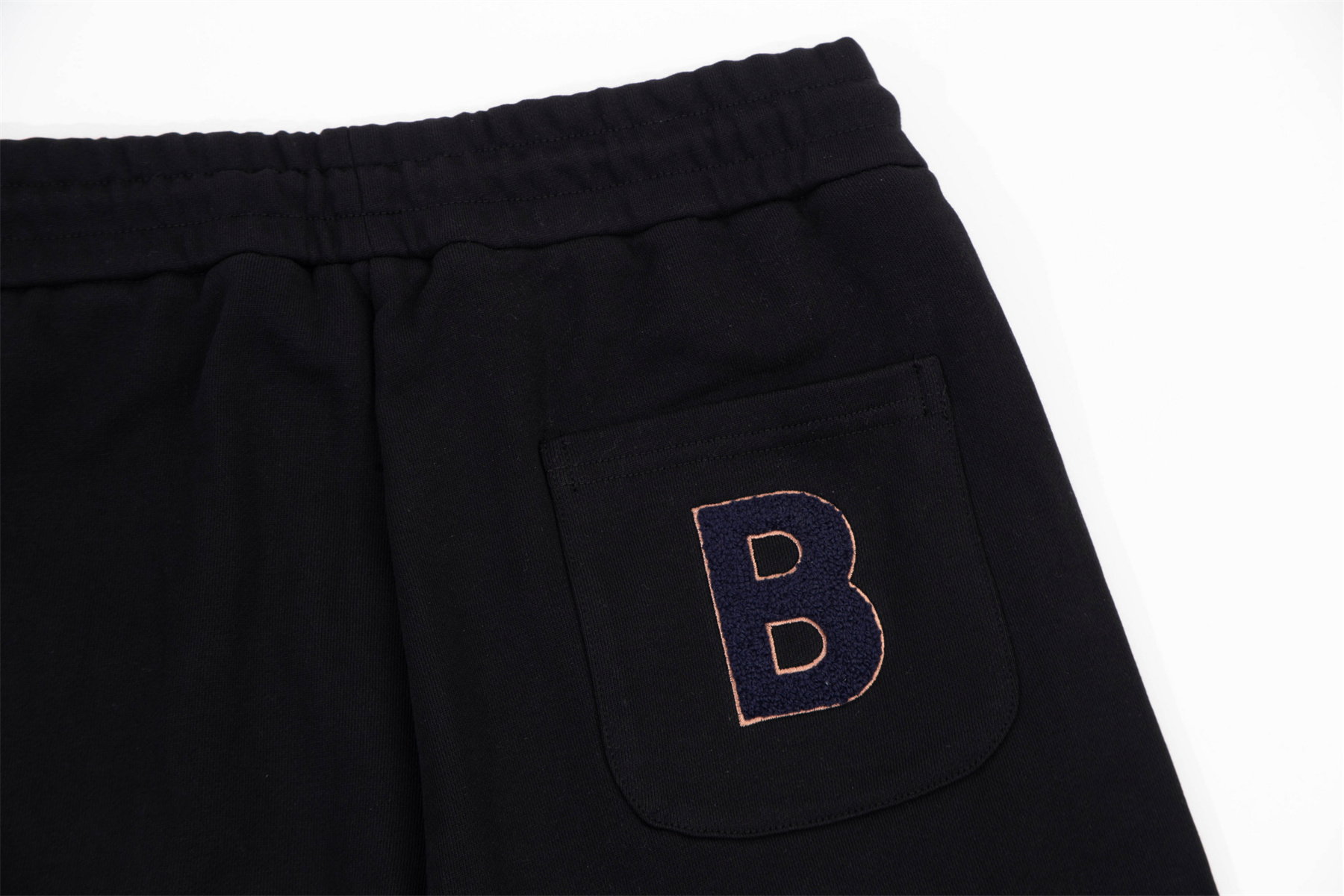【BURBERRY  公式旗艦店】バーバリー  ショートパンツ  ご好評に付き再入荷！-BRAND OFF