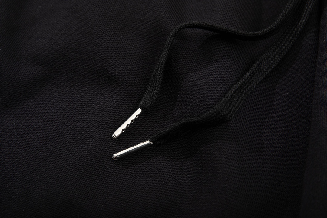 【BURBERRY  公式旗艦店】バーバリー  ショートパンツ  ご好評に付き再入荷！-BRAND OFF