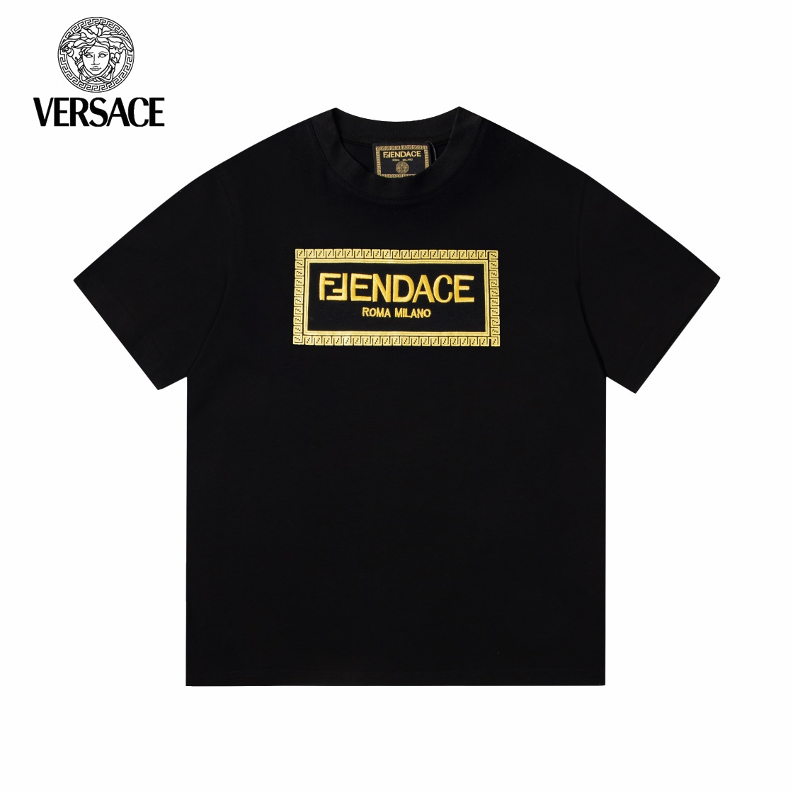 【VERSACE  公式旗艦店】ヴェルサーチ  Tシャツ ご好評に付き再入荷！-BRAND OFF