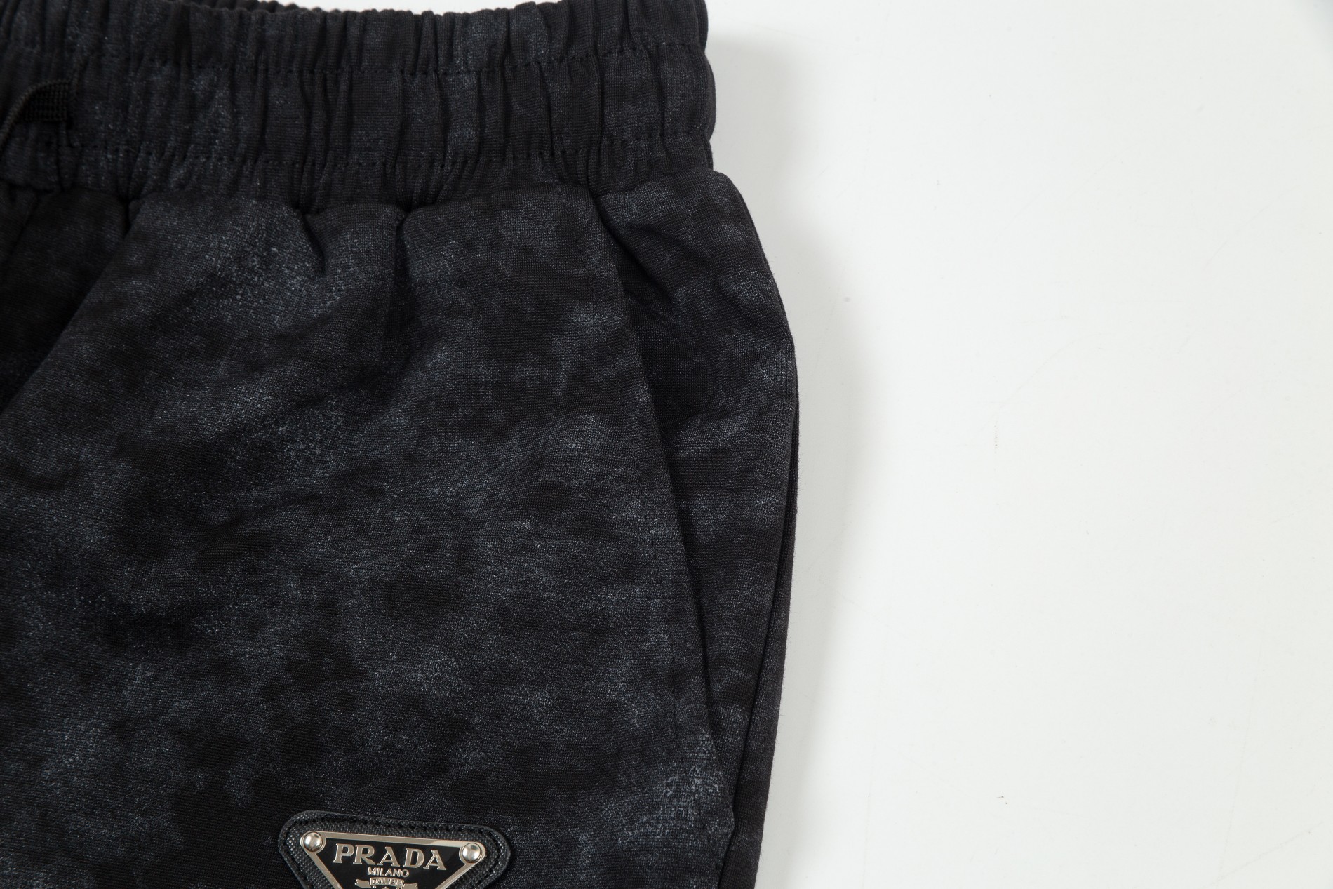【PRADA  公式旗艦店】プラダ  ショートパンツ  ご好評に付き再入荷！-BRAND OFF