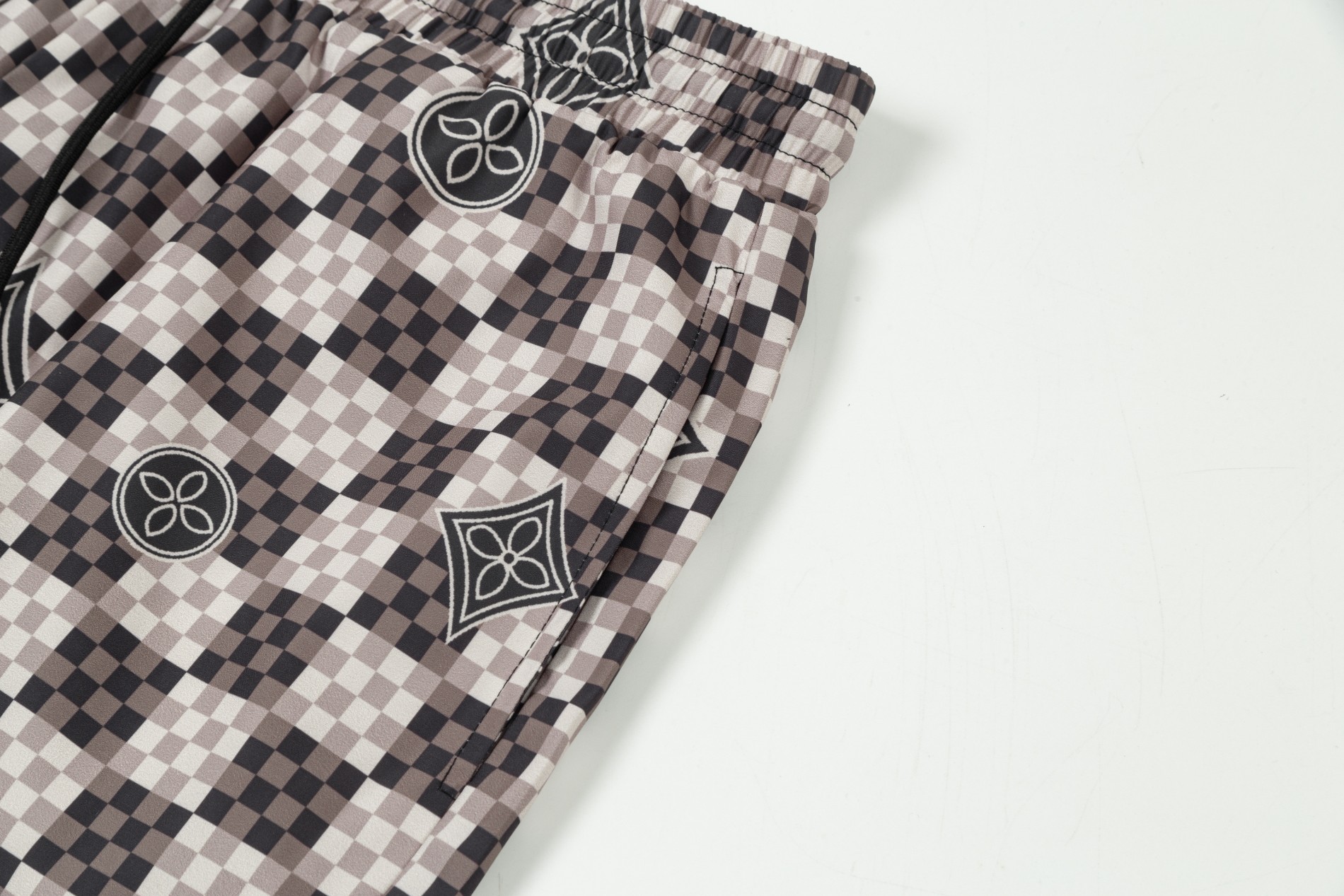 【LOUIS VUITTON  公式旗艦店】ルイヴィトン  ショートパンツ  ご好評に付き再入荷！-BRAND OFF