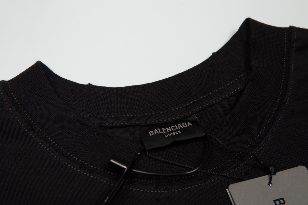 【2026】【BALENCIAGA   公式旗艦店】バレンシアガ  Tシャツ ご好評に付き再入荷！24612-BRAND OFF