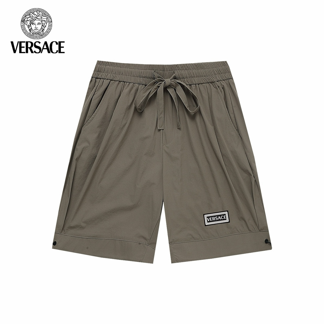 【VERSACE  公式旗艦店】ヴェルサーチ  ショートパンツご好評に付き再入荷 24628-BRAND OFF