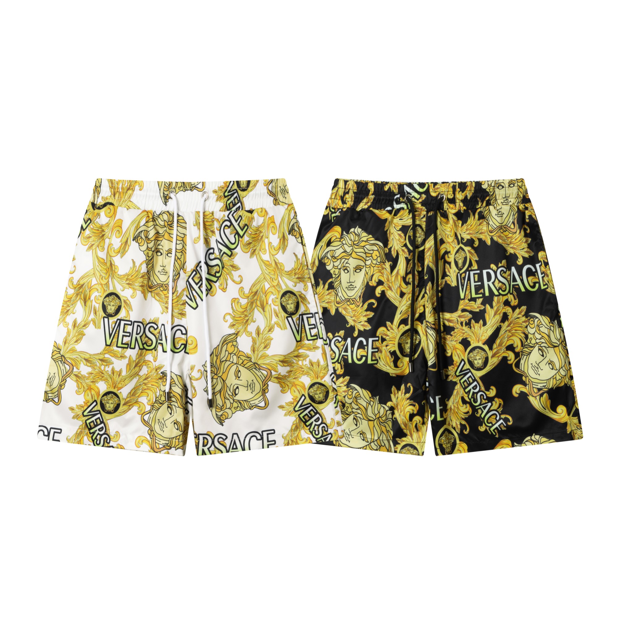 【VERSACE  公式旗艦店】ヴェルサーチ  ショートパンツご好評に付き再入荷 24628-BRAND OFF