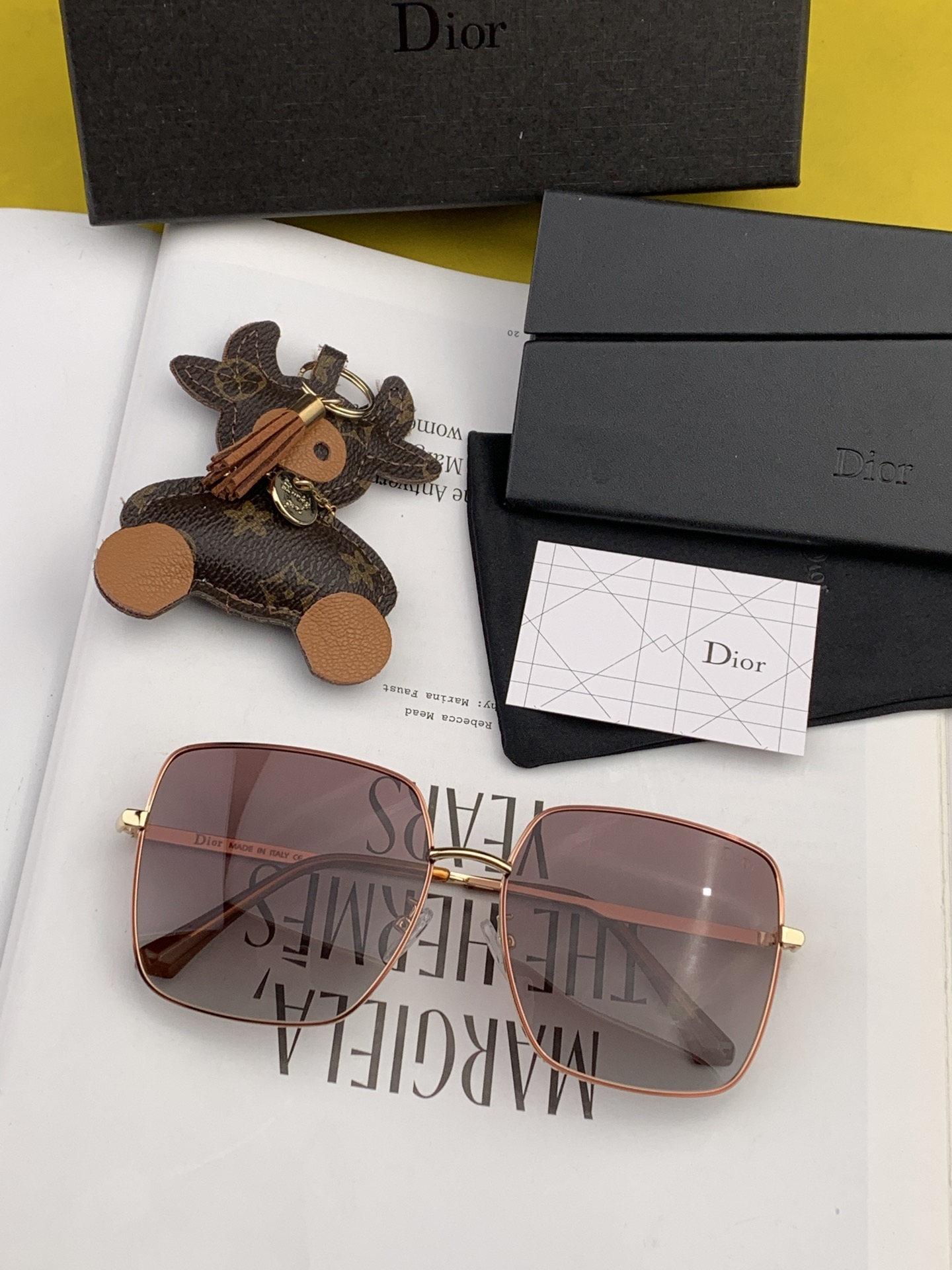 DIOR(  ディオール ) サングラス 24705-BRAND OFF