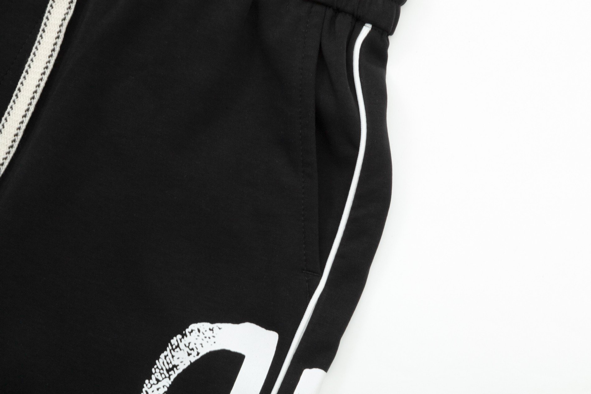 【BALENCIAGA 公式旗艦店】バレンシアガ  ショートパンツ  ご好評に付き再入荷 240717-BRAND OFF