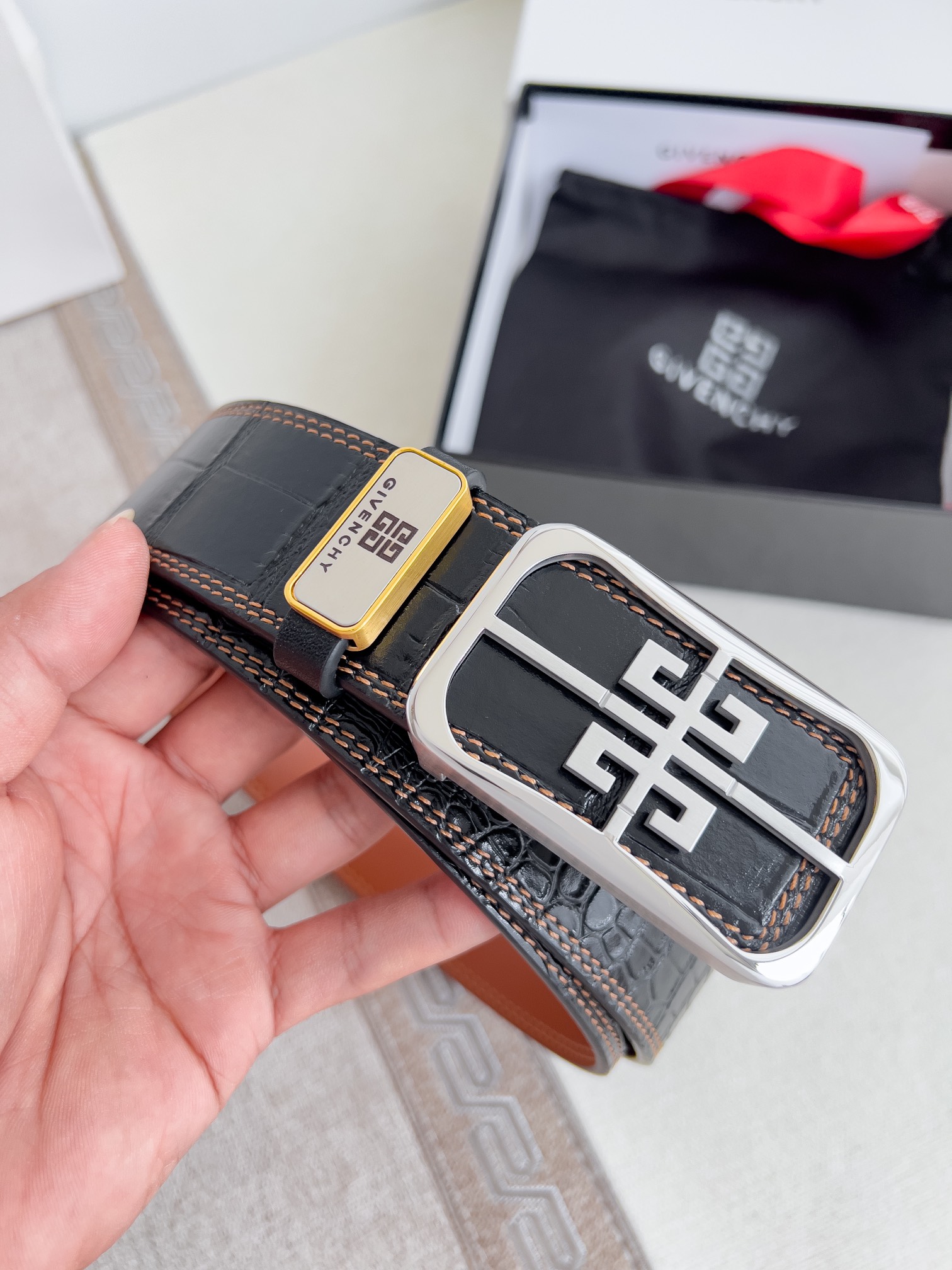 【GIVENCHY】(ジバンシー) 3.8cmベルト メンズ 240903-BRAND OFF